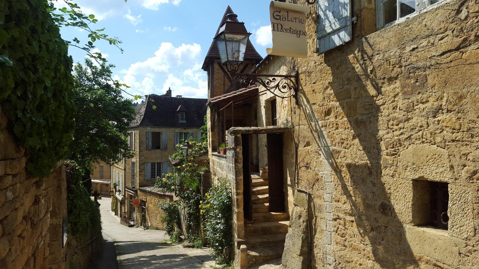 L Appart D En Face Sarlat-la-Canéda Exterior foto